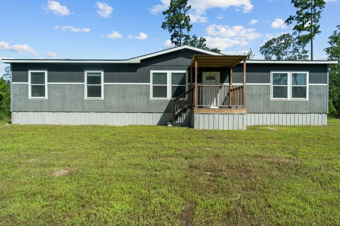 3359 John Kolb Rd in Lufkin, TX - Building Photo
