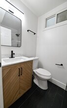 1230 Penn St NE, Unit 3 in Washington, DC - Building Photo - Building Photo