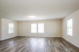 9910 Piave Drive in Houston, TX - Building Photo - Building Photo