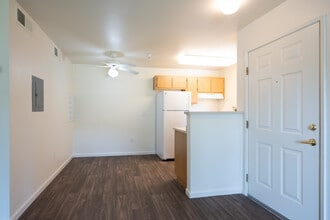 Second Street Senior in Dixon, CA - Building Photo - Interior Photo