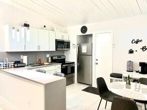 408 Hastings St in Boca Raton, FL - Building Photo - Building Photo