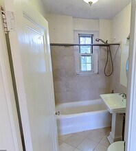 1370 Beacon St, Unit 803 in Brookline, MA - Building Photo - Building Photo