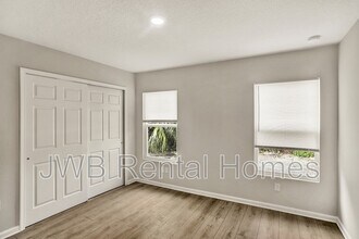2905 W 16th St in Jacksonville, FL - Building Photo - Building Photo