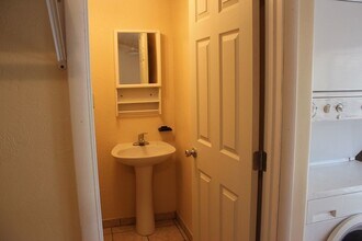 1221.5 E Lewis St in Livingston, MT - Building Photo - Building Photo