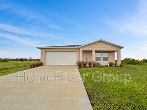 3817 NW 41st St in Cape Coral, FL - Building Photo - Building Photo