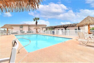 1421 Eleventh Street-SI ID1023214P, Unit SI ID1023214P in Port Aransas, TX - Building Photo - Building Photo