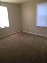 418 Spratley St in Kansas City, MO - Foto de edificio - Building Photo