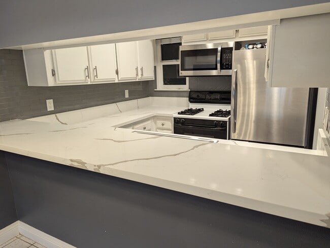 property at 5081 College View Ave