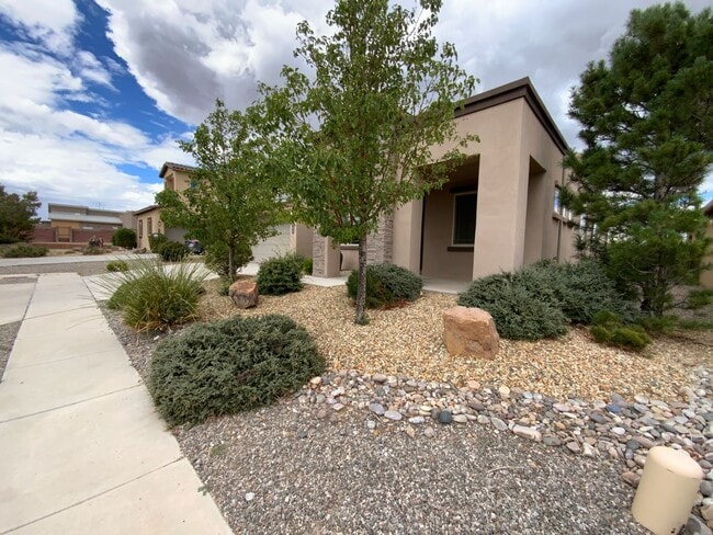 8908 S Plaza St NW in Albuquerque, NM - Building Photo - Building Photo