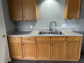 1402 N Virginia St in Flint, MI - Building Photo - Building Photo