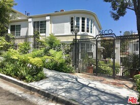 1838 El Cerrito Pl in Los Angeles, CA - Building Photo