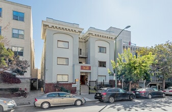 Boathouse Point Apartments in Oakland, CA - Building Photo - Building Photo