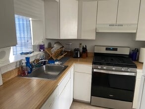 20 Janet Cir, Unit 20k in Bridgeport, CT - Foto de edificio - Building Photo