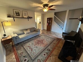 929 Ridgepoint Ct in Baton Rouge, LA - Foto de edificio - Building Photo