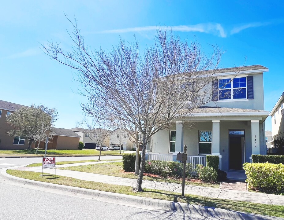 8450 Powder Ridge Trail in Windermere, FL - Building Photo