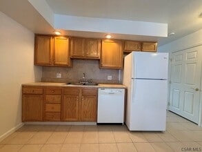 1915 Young St in Johnstown, PA - Building Photo - Building Photo