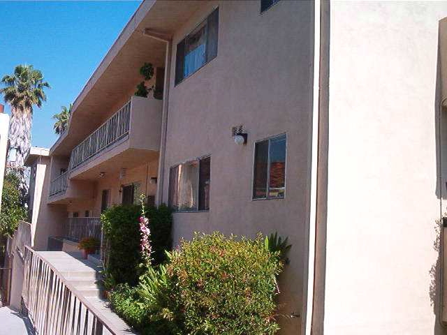 Ogden House in Los Angeles, CA - Building Photo