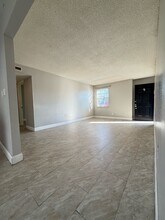 2769 L B McLeod Rd in Orlando, FL - Foto de edificio - Building Photo