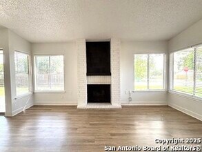 8417 7th St in Converse, TX - Foto de edificio - Building Photo