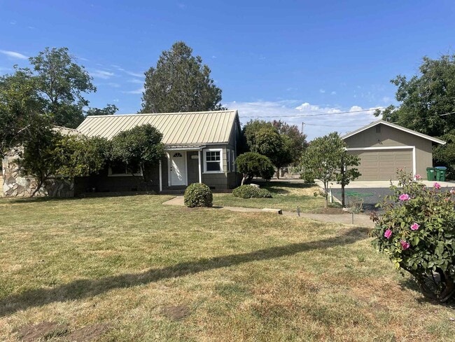 property at 2669 Nord Ave