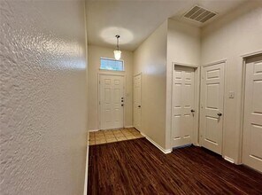 620 Brookbank Dr in Crowley, TX - Building Photo - Building Photo