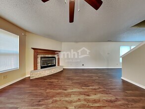1212 N Aberdeen Dr in Franklin, IN - Building Photo - Building Photo