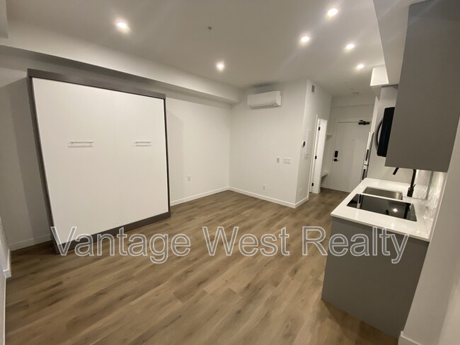 1274-1274 Devonshire Ave in Kelowna, BC - Building Photo - Building Photo