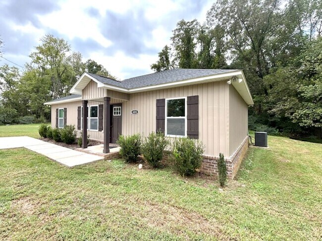 6024 Normal Heights Cir NW in Huntsville, AL - Building Photo - Building Photo
