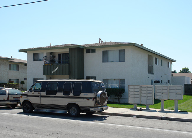 2015 N Ventura Blvd in Oxnard, CA - Foto de edificio - Building Photo