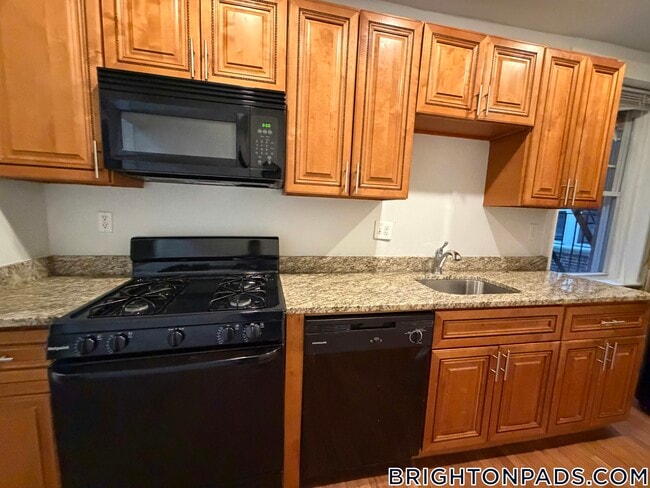 288 Chestnut Hill Ave in Boston, MA - Building Photo - Building Photo