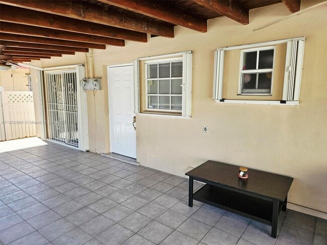 47 NW 48th Ct in Miami, FL - Building Photo - Building Photo