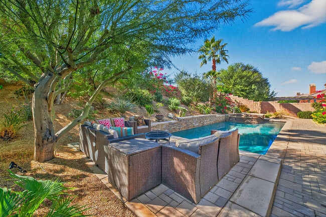 35831 Raphael Dr in Palm Desert, CA - Building Photo - Building Photo