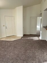 7705 Himalayas Ave, Unit 203 in Las Vegas, NV - Building Photo - Building Photo