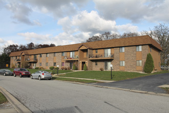 2601-2615 Morningside Dr in Schererville, IN - Building Photo - Building Photo