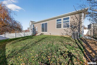 20194 Robins Dr in Denver, CO - Building Photo - Building Photo