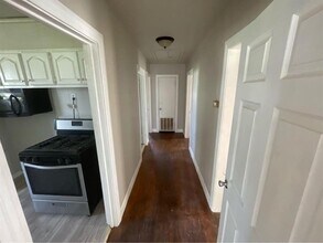 1112 W 5th St in Port Arthur, TX - Building Photo - Building Photo