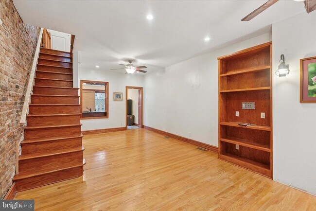 890 N Judson St in Philadelphia, PA - Building Photo - Building Photo