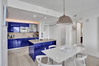 3101 Bayshore Dr in Fort Lauderdale, FL - Building Photo - Building Photo