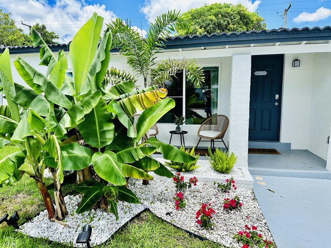 5365 N Andrews Ave in Fort Lauderdale, FL - Building Photo - Building Photo