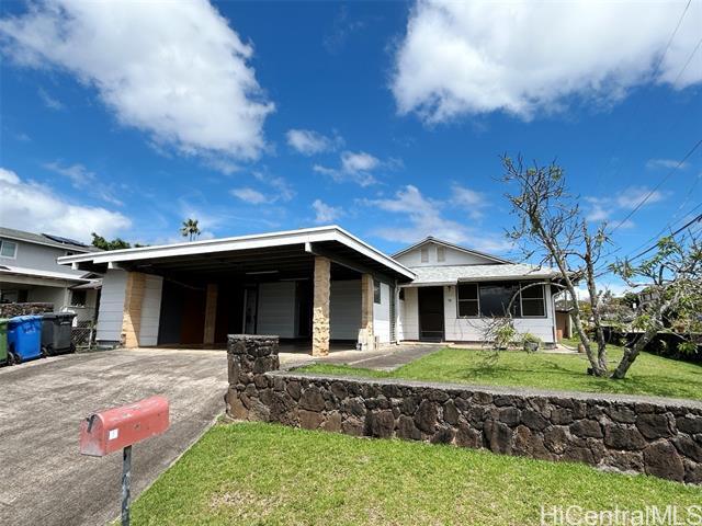 90 Makaweo Ave in Wahiawa, HI - Building Photo - Building Photo