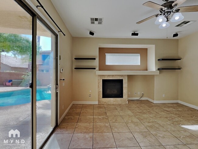 3721 Tiger Ridge Ln in North Las Vegas, NV - Building Photo - Building Photo