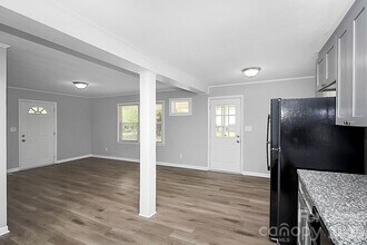 1017 McLain Rd in Kannapolis, NC - Building Photo - Building Photo