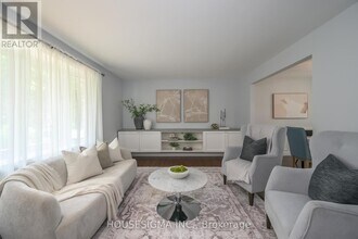 47 Scotchpine Crescent in London, ON - Building Photo - Building Photo