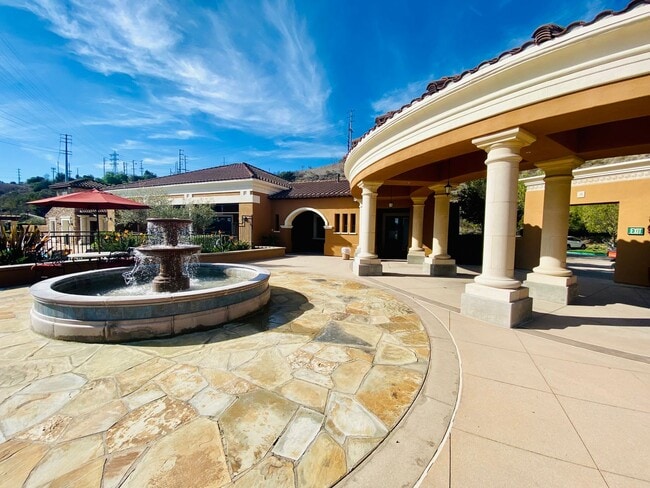 2720 Bellezza Dr in San Diego, CA - Building Photo - Building Photo