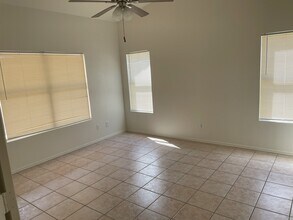 1961 W Derringer Way in Chandler, AZ - Building Photo - Building Photo