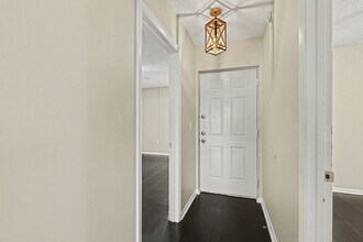 1011 Clearmont St NE in Palm Bay, FL - Building Photo - Building Photo