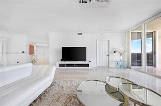 3200 N Ocean Blvd in Fort Lauderdale, FL - Building Photo - Building Photo