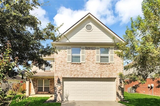 property at 2022 Indian Clearing Trail
