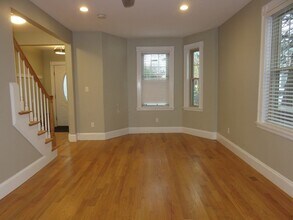 192 Willow St in Waltham, MA - Building Photo - Building Photo