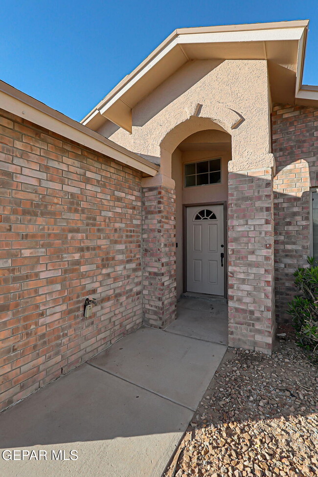 14309 Pacific Point Dr in El Paso, TX - Building Photo - Building Photo